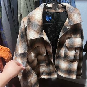 Women’s cropped flannel